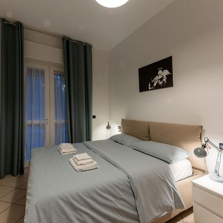 Holiday Apartment - Brescia Centro - Parcheggio Privato Exteriör bild