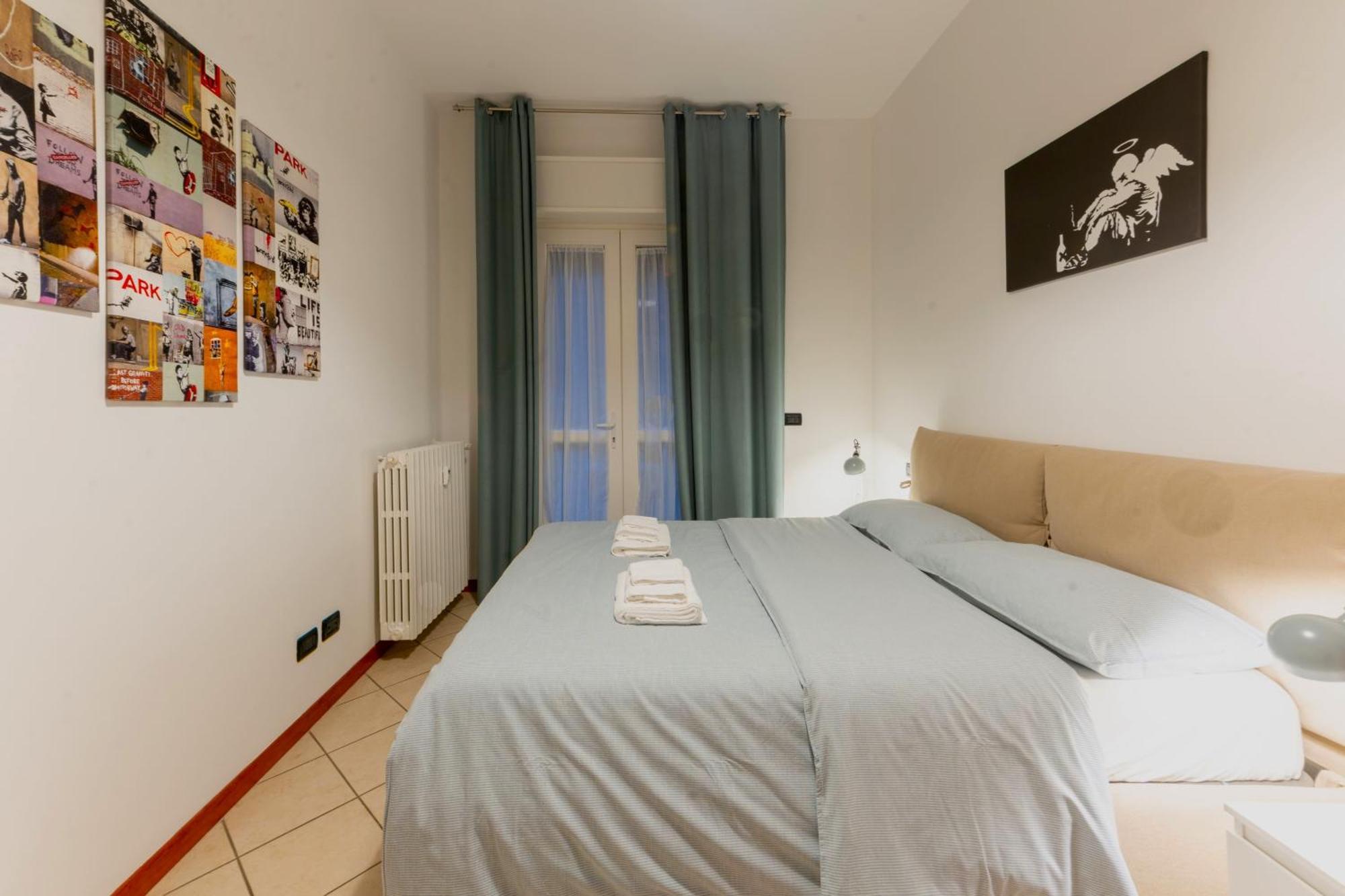 Holiday Apartment - Brescia Centro - Parcheggio Privato Exteriör bild