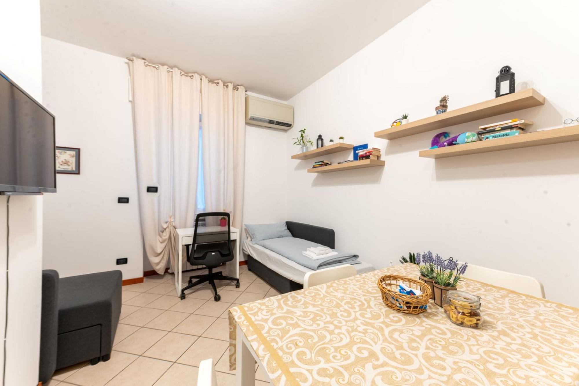 Holiday Apartment - Brescia Centro - Parcheggio Privato Exteriör bild